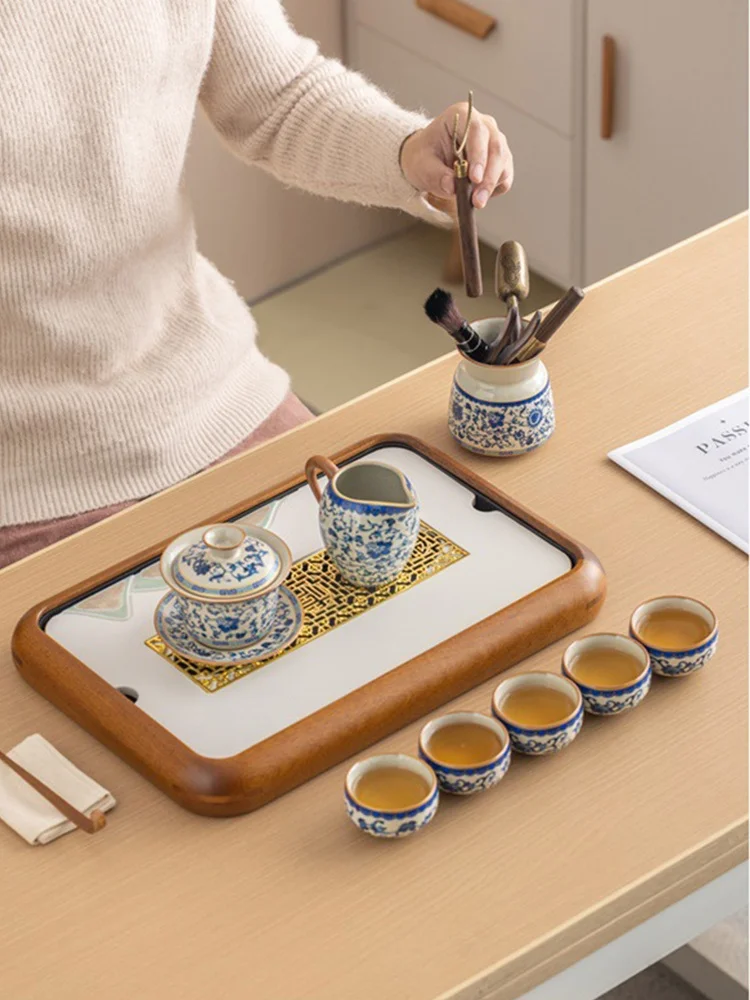 青花茶道六君子陶磁器：新中式设计下的实用食器解决方案
