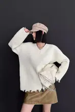 Vネックフリンジデザイン白色ニットセーター【冬季用・女性用】