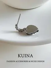 エレガントな愛心デザインのピアス【ブラック・デコレーション付き・復古風】