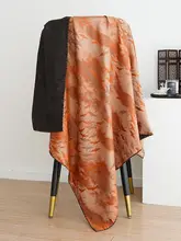中国風 秋冬用 桑蚕絲大判スカーフ【真丝・香云纱・ツヤ感】