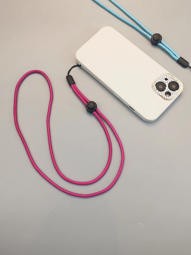スマホにつけるストラップはどれが安全で便利なのか？