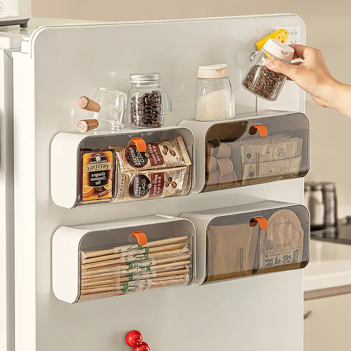 冷蔵庫側面に貼れる収納ラック【壁掛け・マグネット式・穴あけ不要】