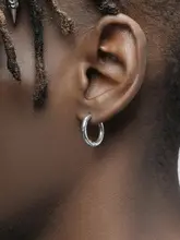 大ぶりの光沢仕上げイヤリング【ユニセックス・ヒップホップスタイル】