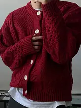 深いワインレッドのニットカーディガン【メンズ・春秋用・ツイスト柄】