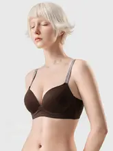 美しいシルエットをサポート！ノンワイヤーブラジャー【小胸向け・バストアップ・調整型】