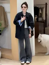 ボタン付きブラックジャケット【秋用・ルーズフィット・着やせ効果】