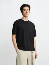 快適な着心地のスタイリッシュなメンズカジュアルTシャツ【吸湿・透湿性】
