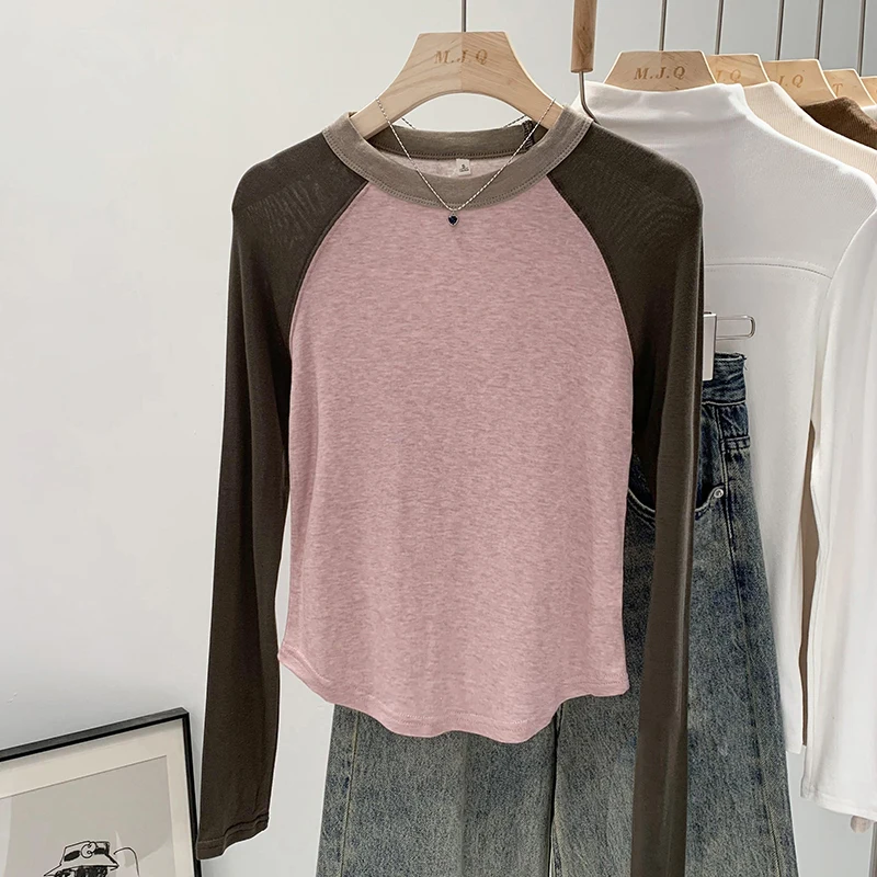 「tシャツ ロンt 重ね着 レディース」で失敗しない着こなしは？