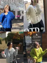レトロ麻花デザインの厚手セーター【女性用・松ぼっくりボタン付き・冬用】（セットアップ対応）