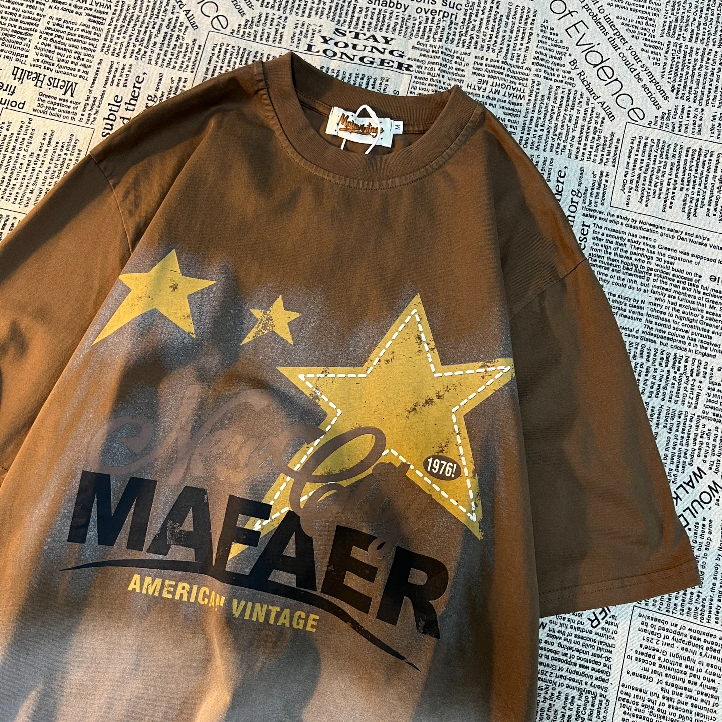 ロンティーTシャツを重ね着するな  ら、どうやって着る？そしてどんな色がおすすめか