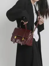 韓国風レトロデザインの手提げ小方包【アカデミックスタイル・メッセンジャーバッグ】