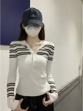 ストライプ柄 薄手ニットポロシャツ【レディース・長袖・スリムフィット】（セットアップ対応）