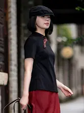 中式デザインのブラックコットンニットシャツ【ショートスリーブ・スタンドカラー・シルクサテンとのコンビ】