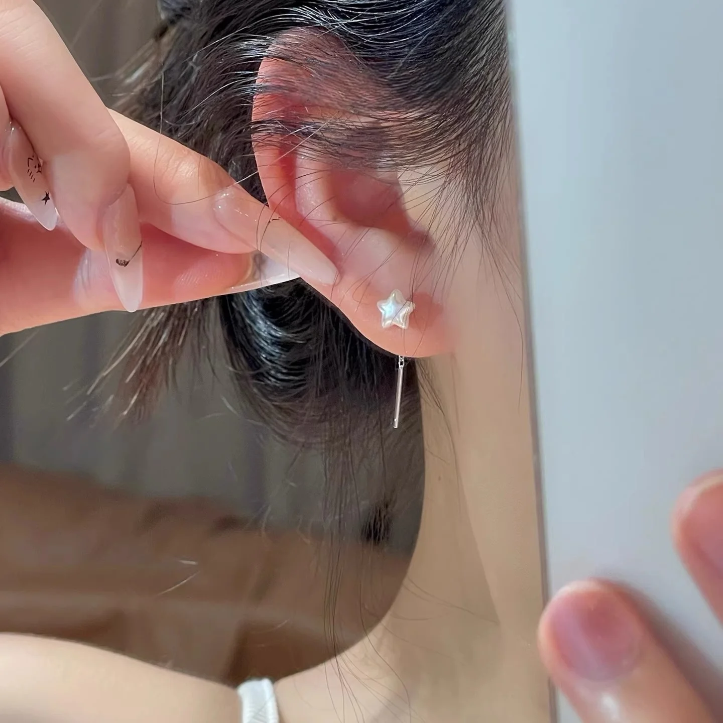 10000円 ピアスで失敗しない選び方とは？星と流蘇が織りなす、日常のちょっとした高級感