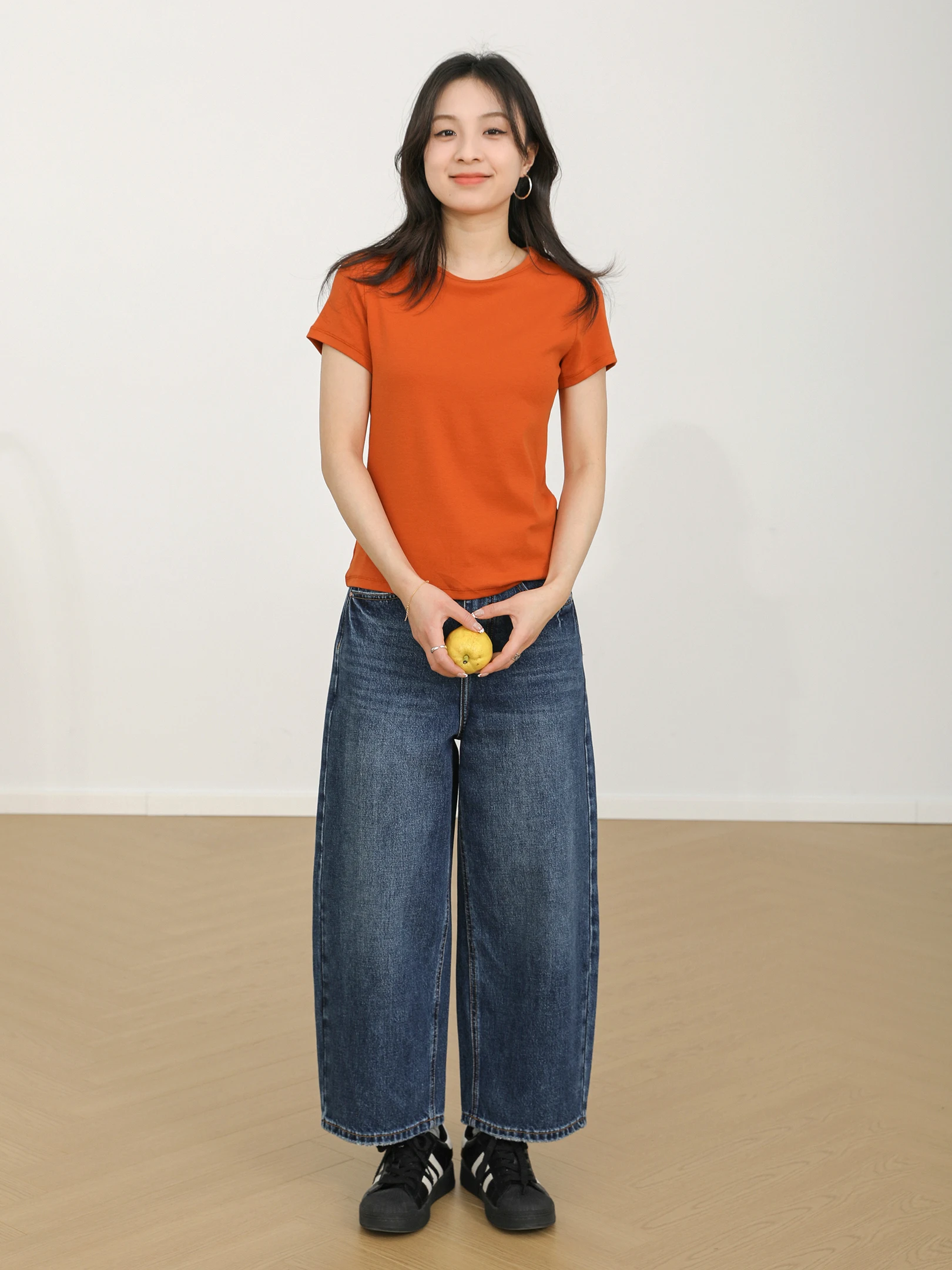 チノパンがダサいと感じるのって、本当に「ファッションの失敗」なのか？