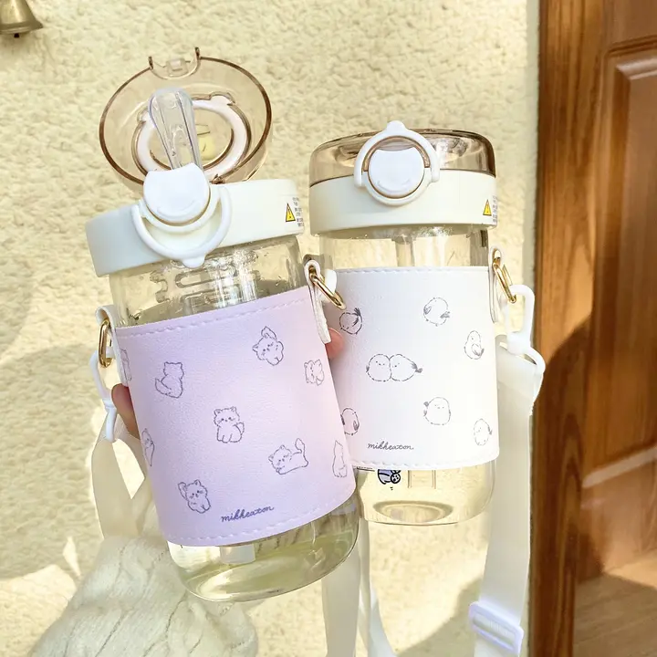 かわいい猫デザインのストロー付きグラス【持ち運びに便利・お茶と水分離】