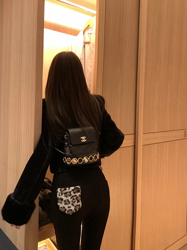 黒パンツレディースで失敗しないスタイルは？2026年トレンドを踏まえた選び方