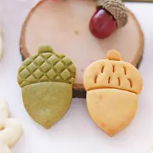 かわいいキャラクター型クッキー型【松ぼっくり・リス・キツネ・DIY・押し付け式】