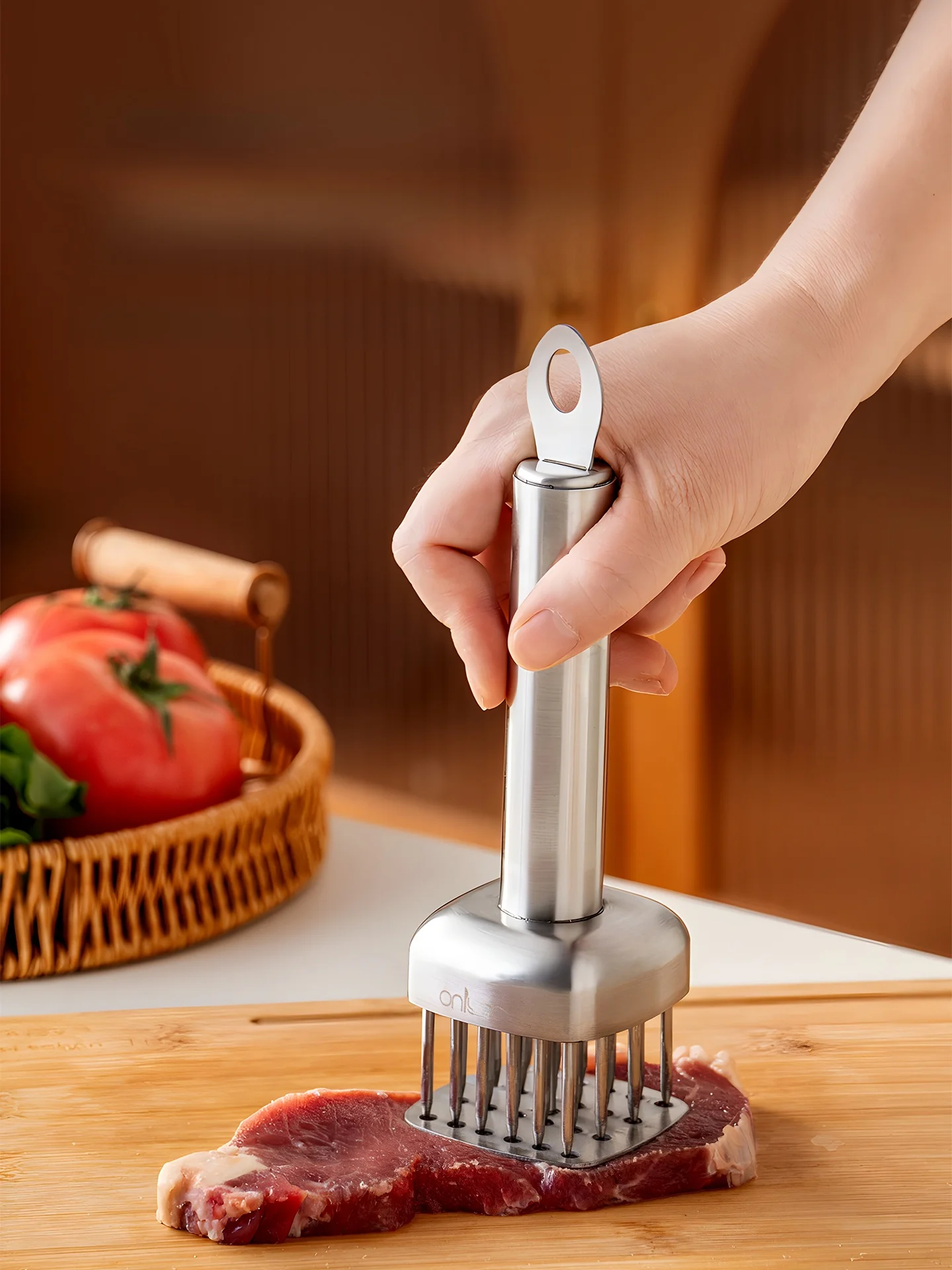 316ステンレス製筋切り肉おろしハンマー：キッチンで肉をほぐす最適な工具とは