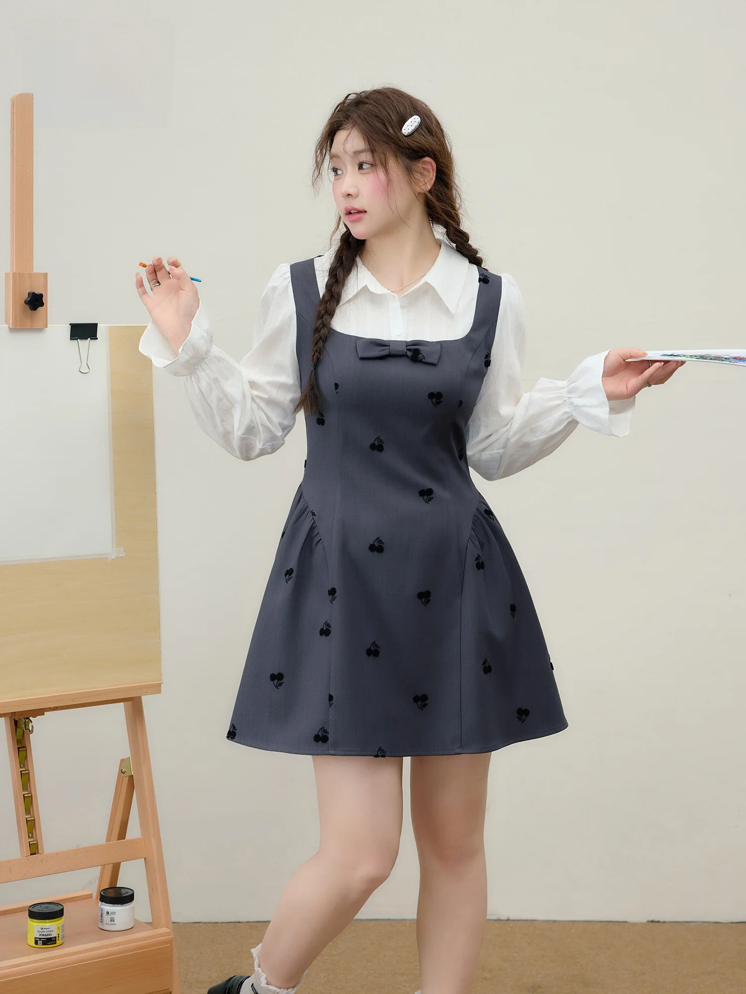 身長164センチのファッションで悩む女性に、実際の着こなしを意識した5選をご紹介