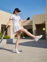 シンプルで高級感ある女性用スニーカー【疲れにくい・ホワイト】
