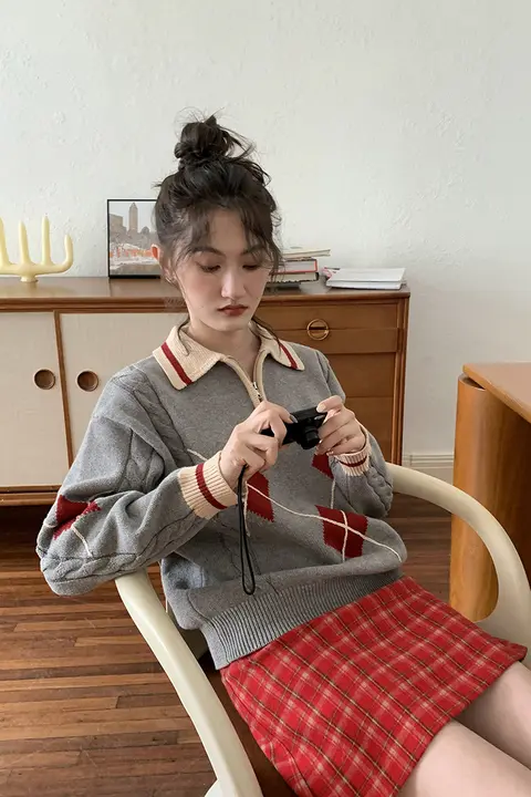 チェック柄ウールAラインスカート【秋冬用・高腰・タイトシルエット】（セットアップ対応）