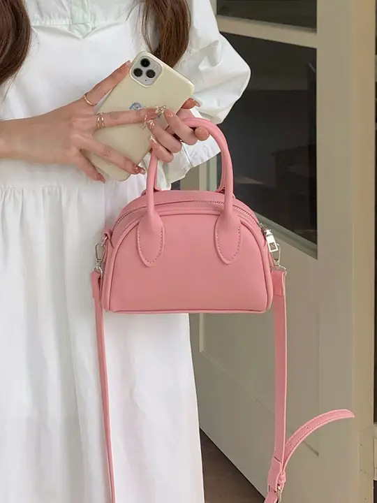 シンプルでスタイリッシュ！ボストンバッグ【女性用・ハンドバッグ・斜め掛け可能】