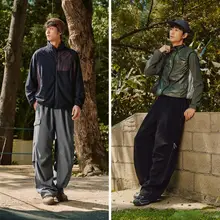 機能的な加絨カーゴパンツ【男性用・弧型デザイン・ワイドストレート】