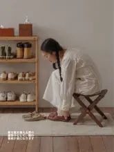 耐久性のある木製折りたたみスツール【アウトドア・室内用・靴の着脱に便利】