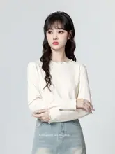 杏色 長袖Tシャツ【木耳辺デザイン・韓国風・普段使いに最適】