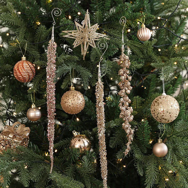 12月の壁面に「かわいい」をどう入れる？クリスマスにぴったりの藤製果実飾りの選び方