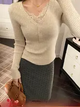 Vネックレース付きトップス【春秋用・カジュアル・高級感・女性用】