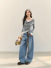 デザイン性の高いカラーコンビネーションのトップス【裾オフショルダー・タイトフィット】