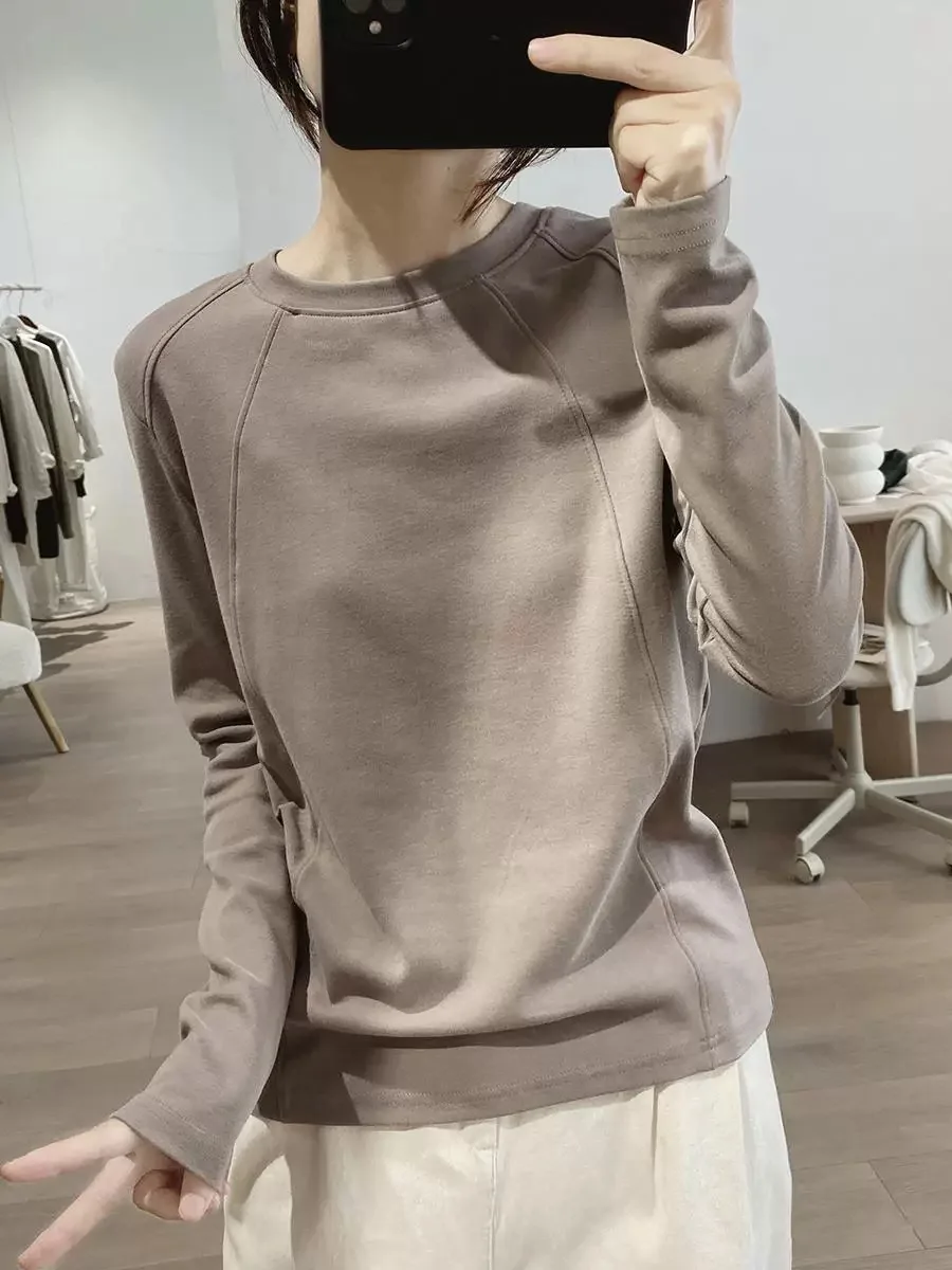 大人可愛い服 50代コーデの秘密はホワイトTシャツ？フレンチスタイル徹底解説