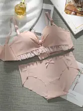 ノンストラップ美背ブラジャー【ワイヤーなし・薄型・ブラ整形機能】
