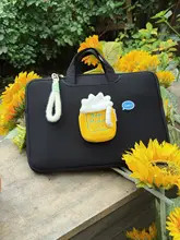 カートゥーンビールカップデザインのノートパソコンケース【女性用・ブラック・シンプル・軽量・肩掛け可・適応機種多数】