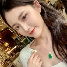 新中式デザインの天然グリーンメノウ無事牌ペンダント【フルグリーン・純銀・ダイヤモンド装飾・ネックレス】