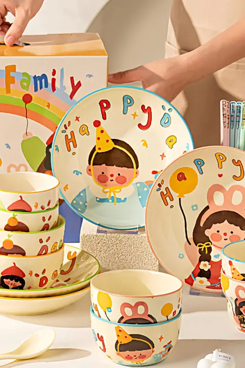 かわいいキャラクター付き陶器製食器セット【ファミリー向け・贈り物に最適】（セットアップ対応）