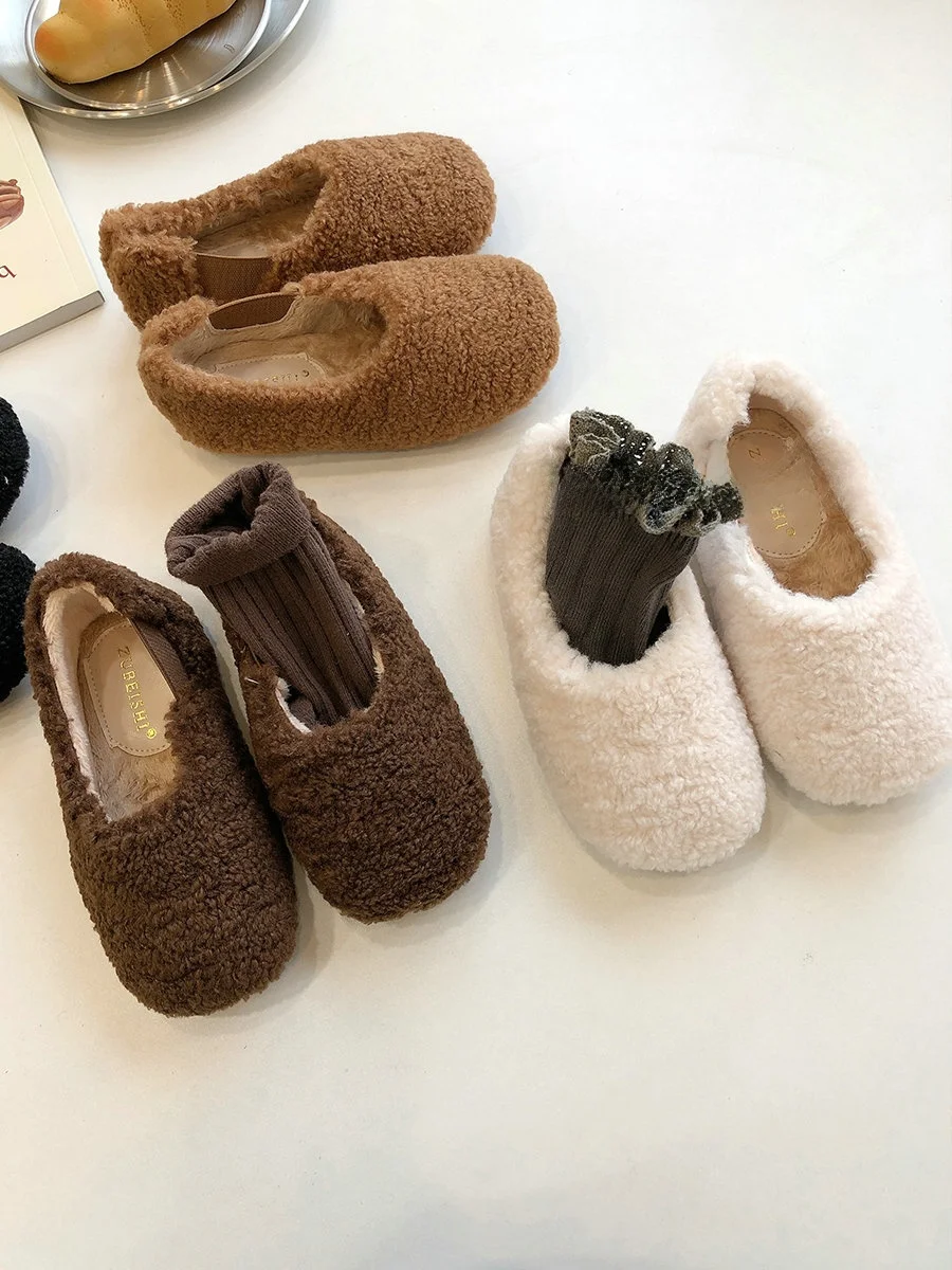 ぺたんこ靴が「かわいい」ってどう選ぶ？子どもに届けたい、冬の足元の魔法