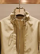 カジュアルな高齢ファスナー付きロングスリーブコート【カーキ・ショート丈・秋用】