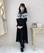 エレガントな長袖ケープワンピース【細見え・高見え効果】