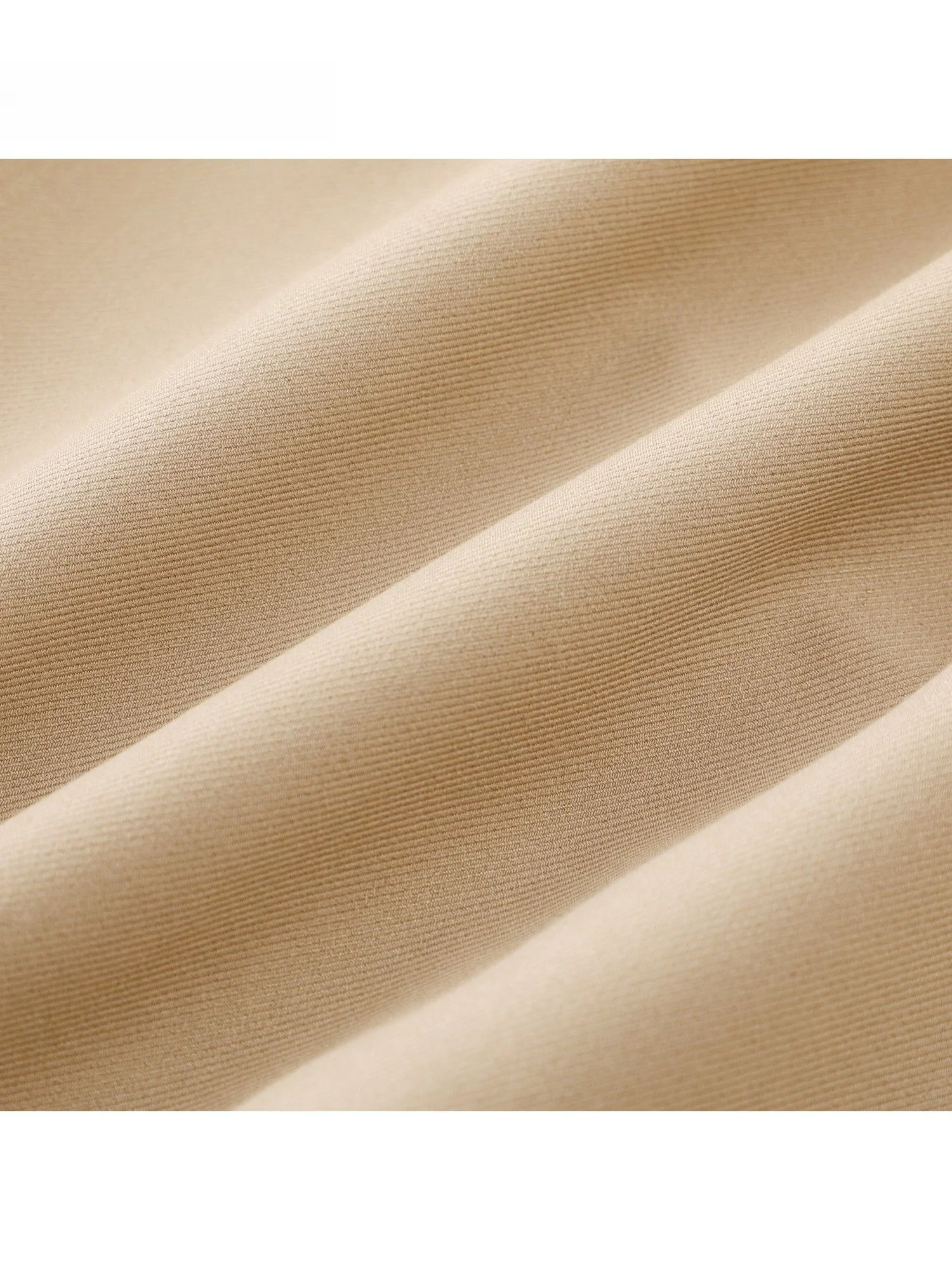 ロングスカートに合うアウターは、本当に悩む？その答えはここに