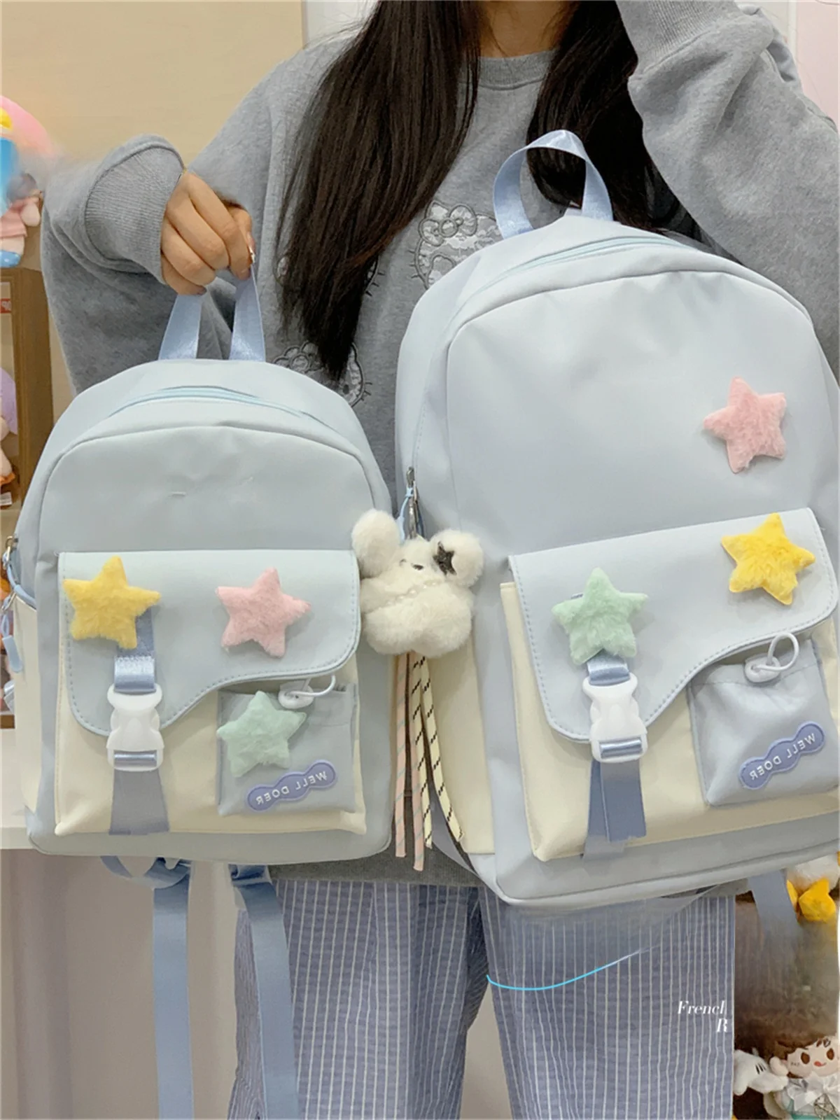 キャスター付きリュック 小さめ おすすめモデル：かわいいバイカラー学生用小型バックパック