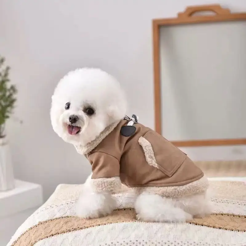 犬のお散歩グッズをコスパ良く揃える方法 - 冬季スエード調コートの選び方と特性