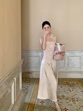 光沢感のあるサテンプリーツスカート【高腰・通勤向き・女性用】
