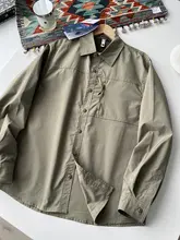 軽量機能性アウトドアジャケット【防風・防水・長袖・ゆったりフィット】