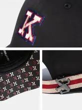 ストライプ柄刺繍キャップ【秋冬用・男女兼用・ツバ付き】