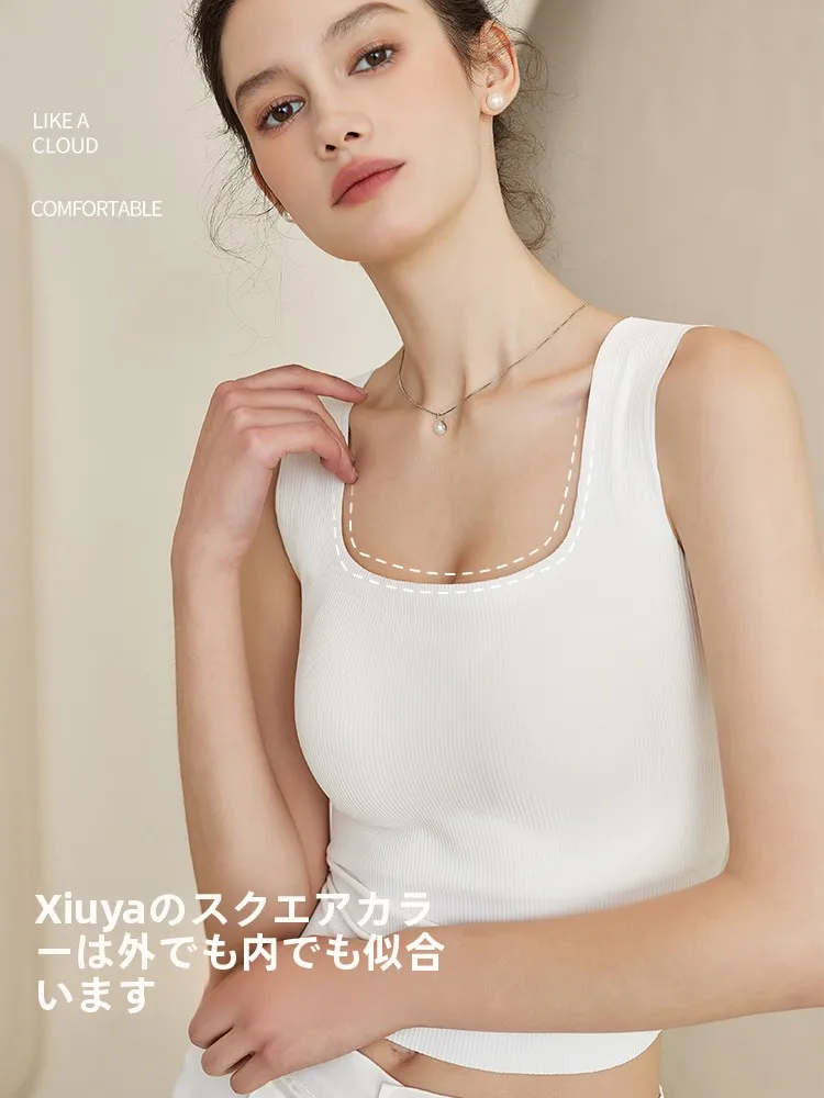 胸のサイズに合わせたトップスを選ぶとき、どうすれば失敗しない？
