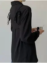 春夏向けデザインのシンプルなワイドカラーシャツとキャミソールの2点コーデ（セットアップ対応）