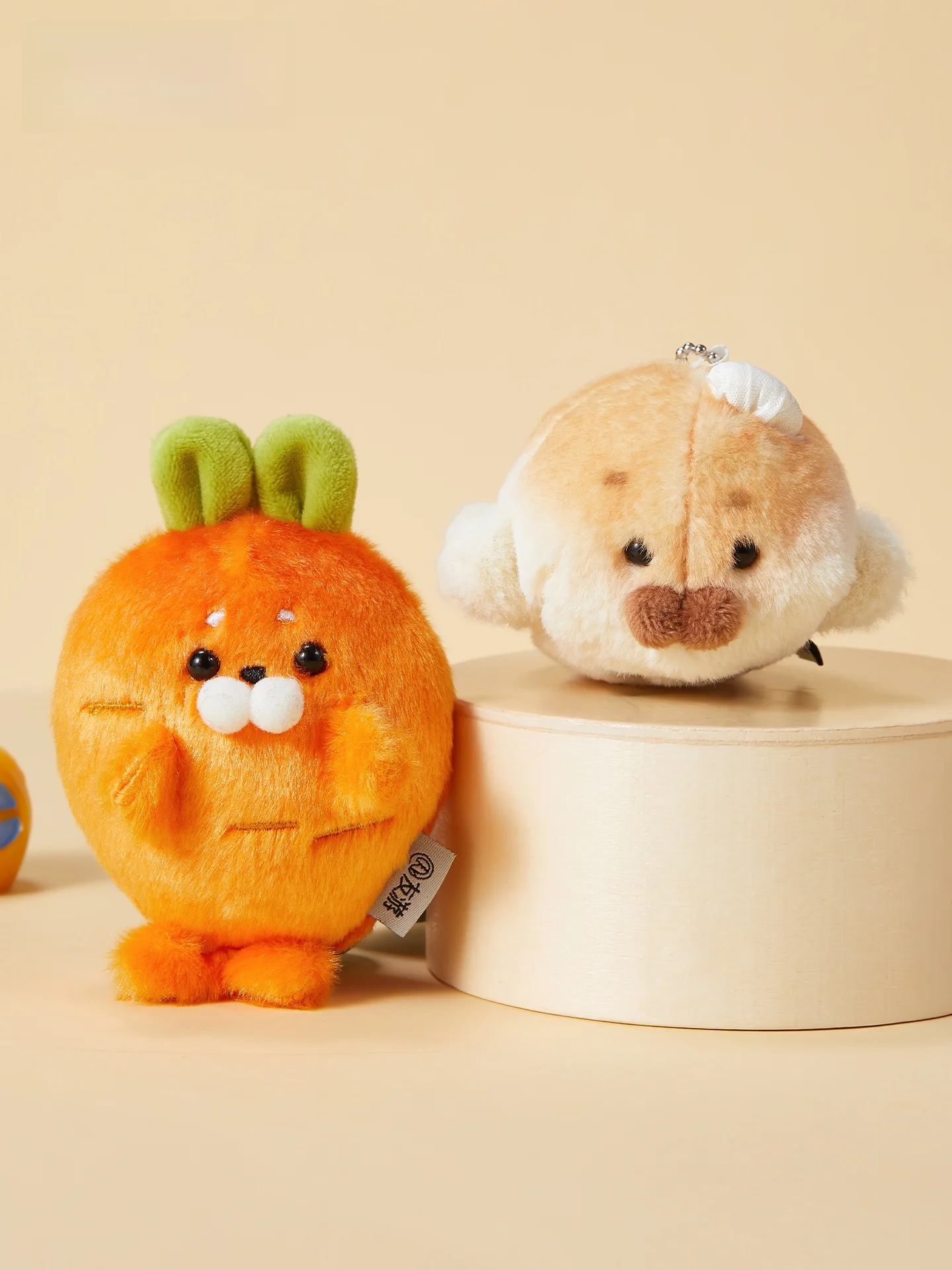 MINISO ちいかわとファッションアイテム、どちらが心を癒すのか？